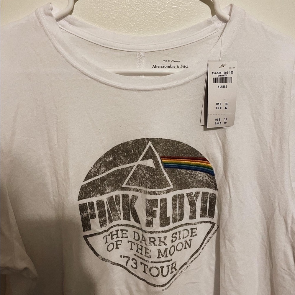 Abercrombie graphic tshirt